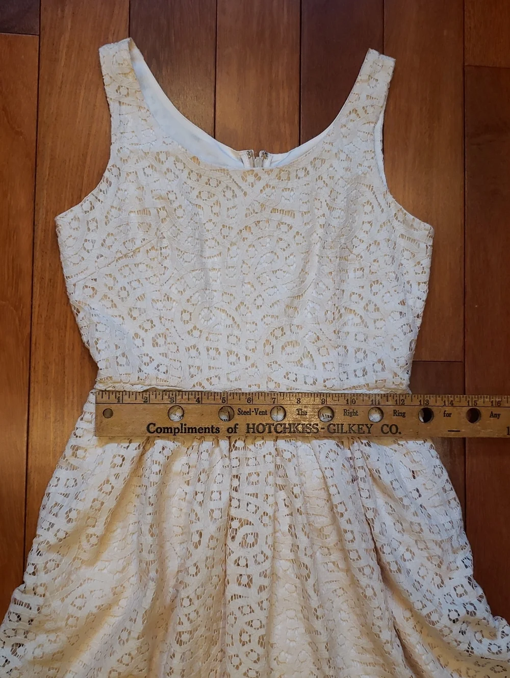 J. Crew brand Cream Sleeveless Lace Fat and Flare Dress. Women's size 0